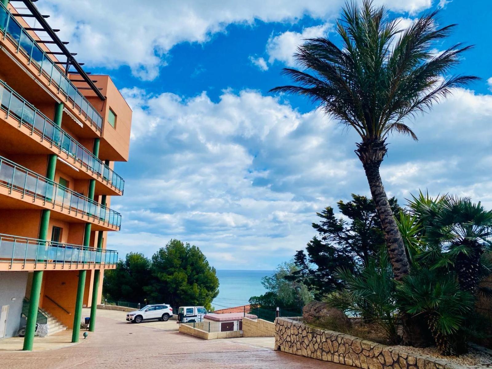 Precioso Atico En La Sierra De Irta Apartment Alcoceber Exterior photo