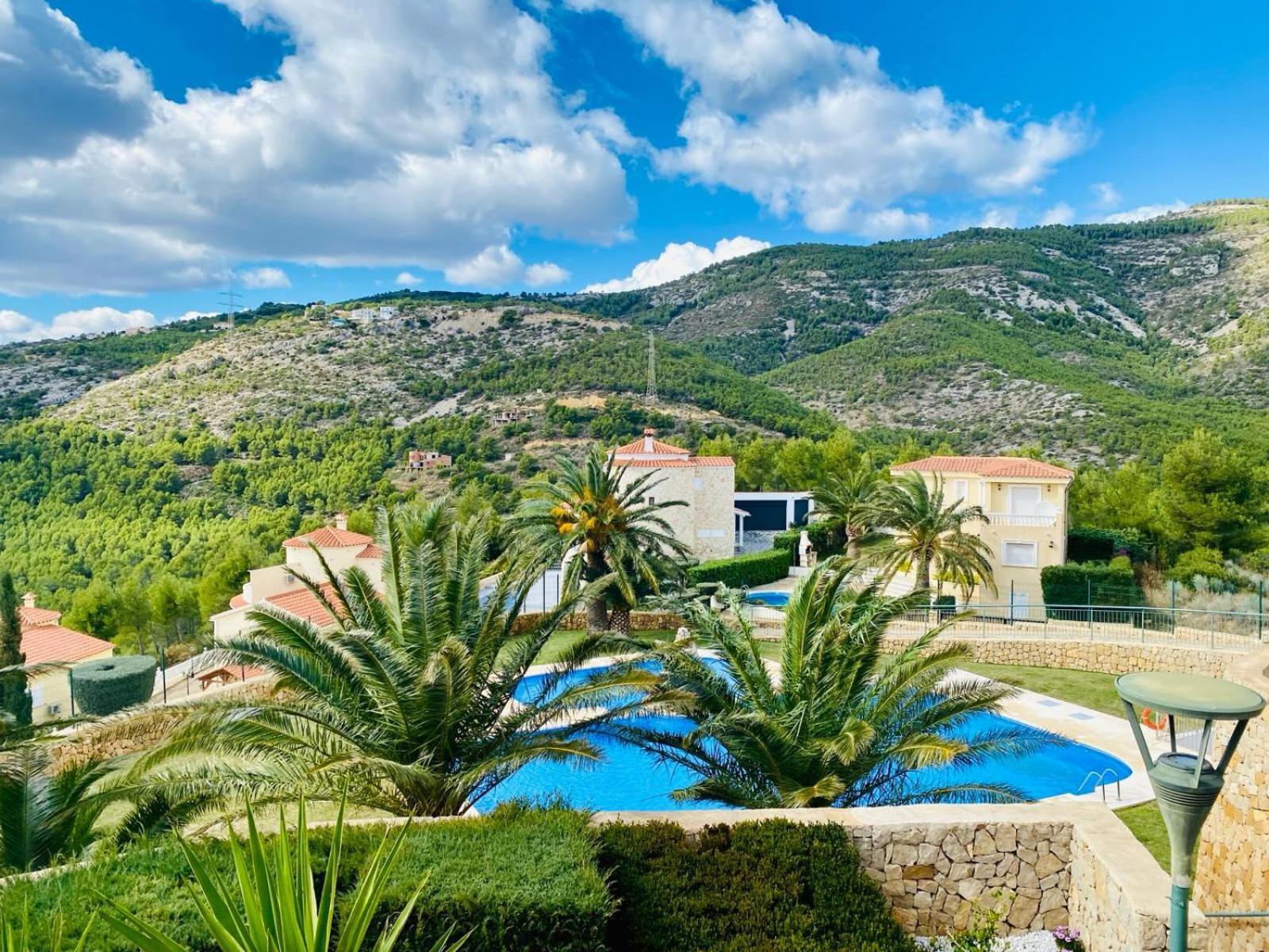Precioso Atico En La Sierra De Irta Apartment Alcoceber Exterior photo